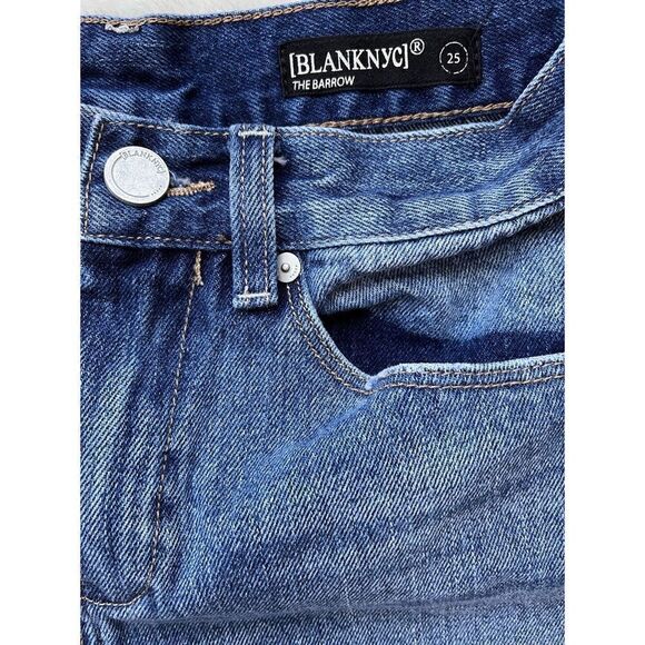 {BLANKNYC} The Barrow Vintage High-Rise Short - Picture 6 of 15